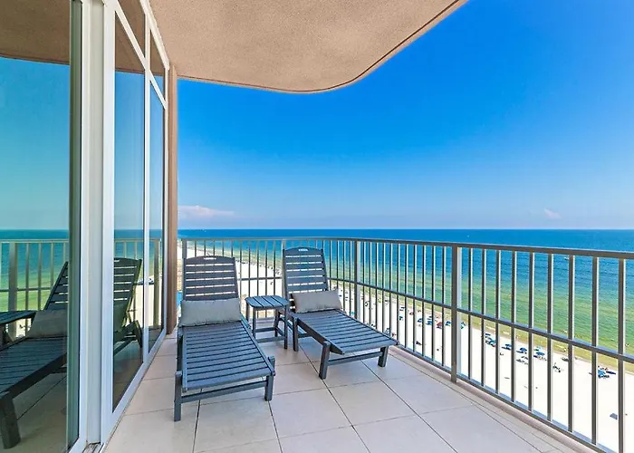 Phoenix Gulf Towers 1104 Apartment