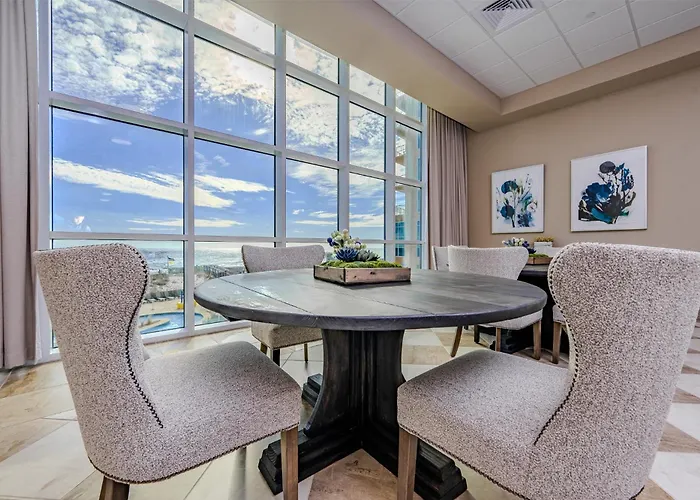 Phoenix Gulf Towers 1104 Apartment *